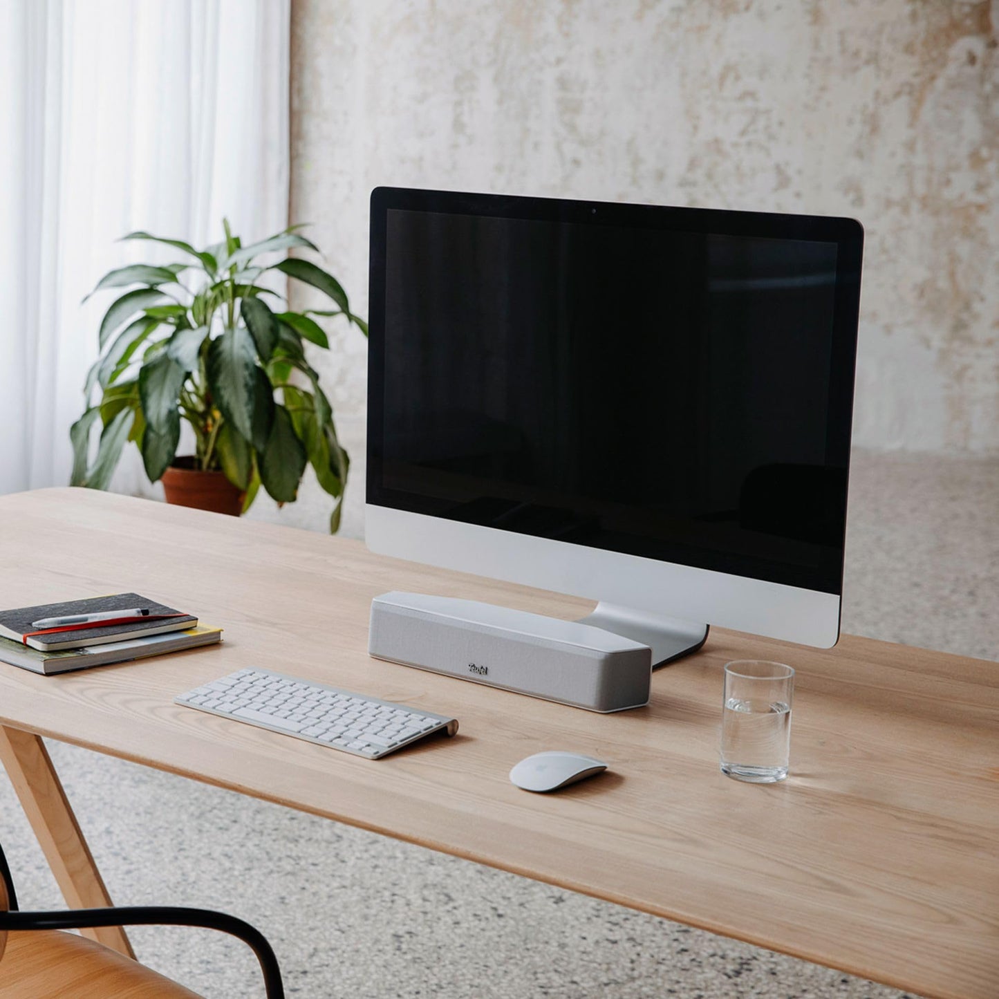 Teufel CINEBAR ONE Soundbar Bluetooth Sound Musik Games Film PC Notebook (Schwarz)