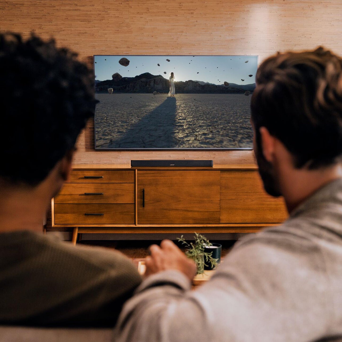 Bose Smart Dolby Atmos Soundbar, Soundbar-Lautsprecher mit Bluetooth mit integrierter Amazon Alexa-Sprachsteuerung und Works with Google Assistant - Funktion, Schwarz